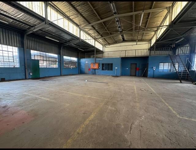 350M² WAREHOUSE TO LET IN HERMANSTAD